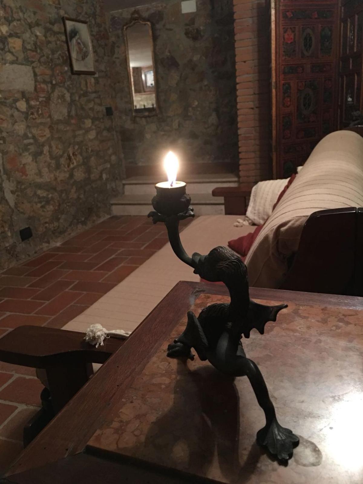 Апартаменти La Divina Dimora Il Castello Degli Spiriti Magni Montepescali Екстер'єр фото